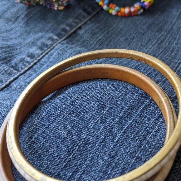 Vintage Shell Inlay Bangle Bracelet - Picture 5 of 6